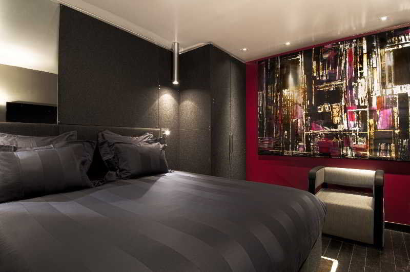 Hotel Felicien & Parijs